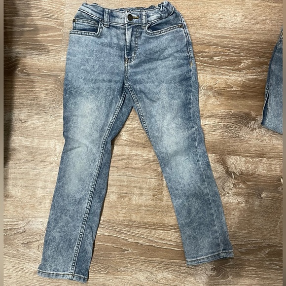 Jeans - Picture 4 of 5